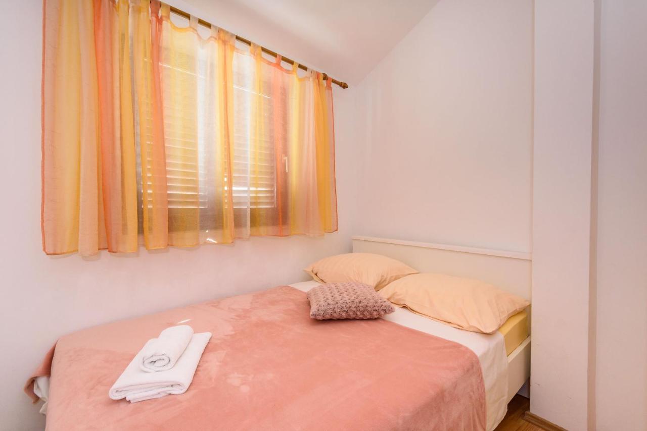 Apartments Zdravko クレック エクステリア 写真