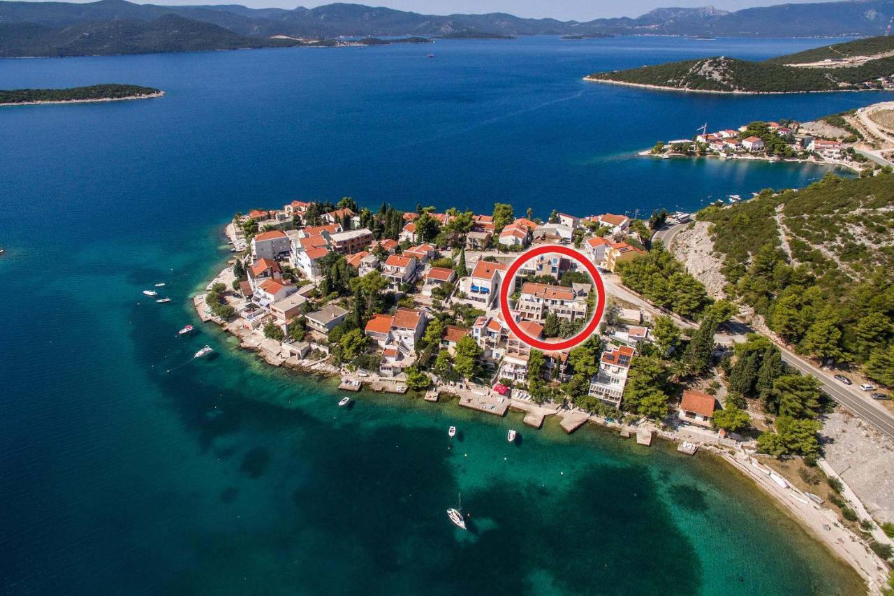 Apartments Zdravko クレック エクステリア 写真