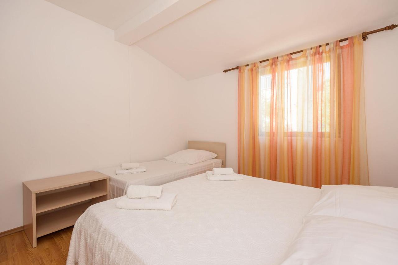Apartments Zdravko クレック エクステリア 写真