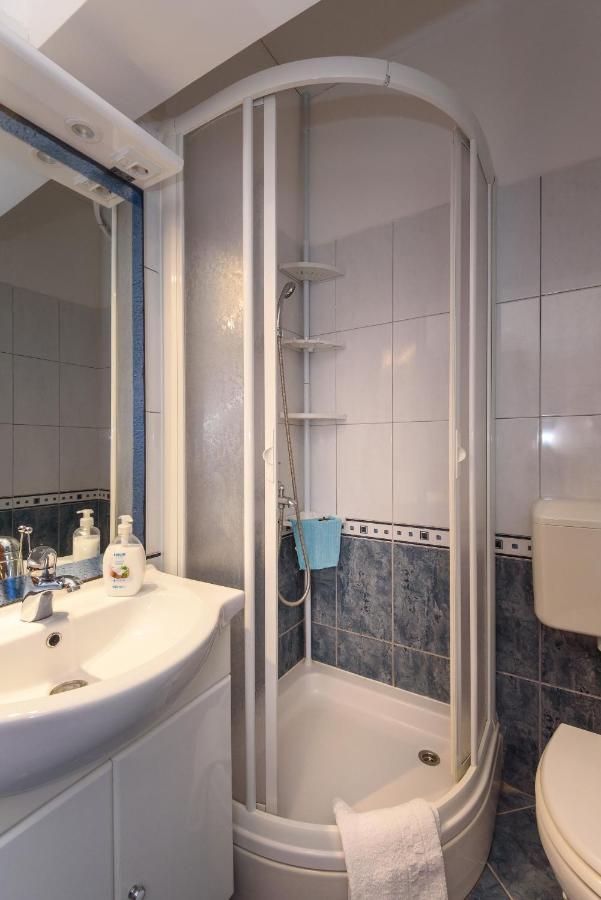 Apartments Zdravko クレック エクステリア 写真