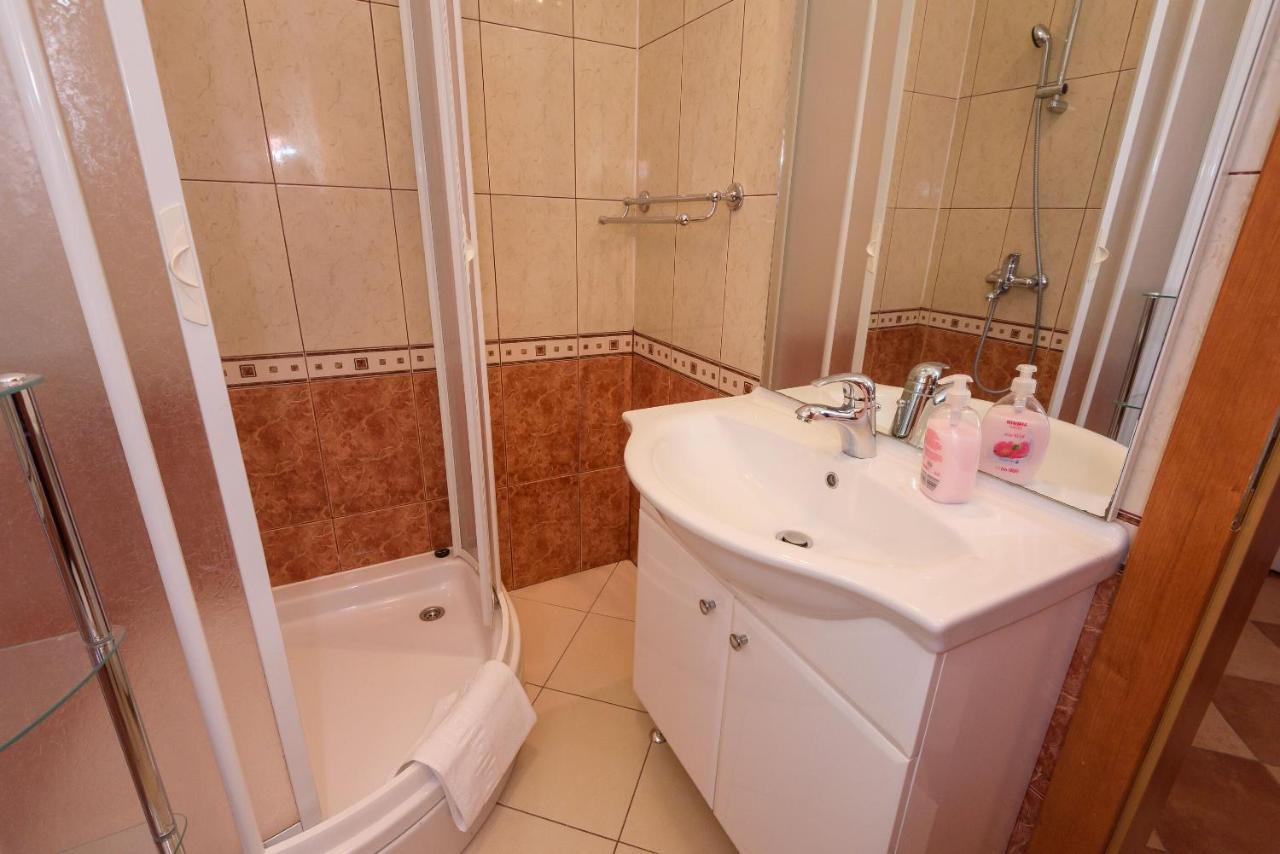 Apartments Zdravko クレック エクステリア 写真