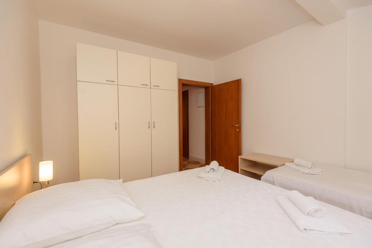 Apartments Zdravko クレック エクステリア 写真
