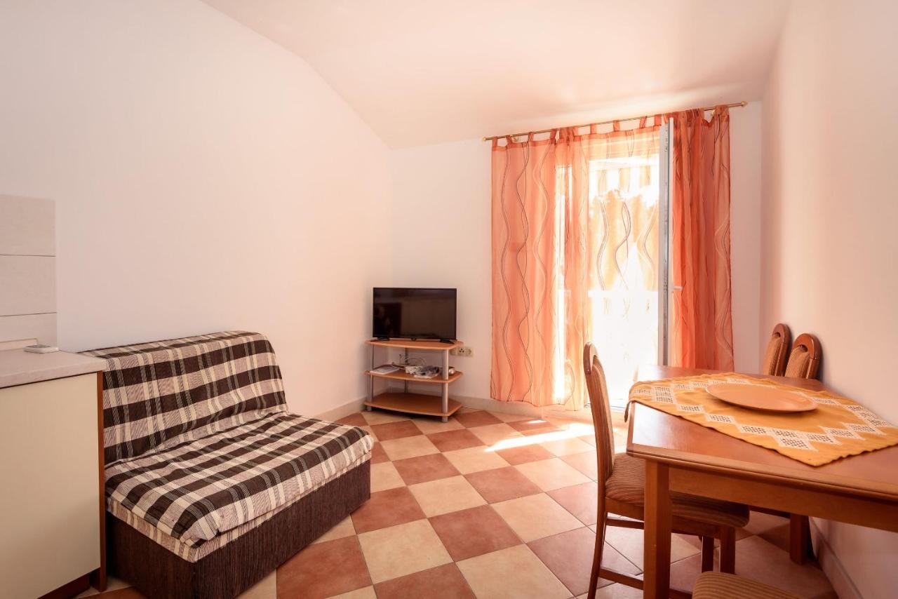 Apartments Zdravko クレック エクステリア 写真