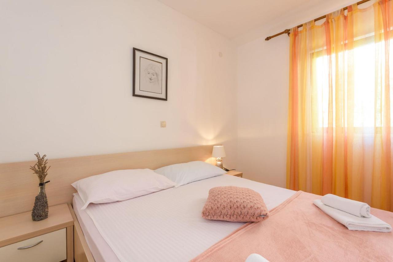 Apartments Zdravko クレック エクステリア 写真